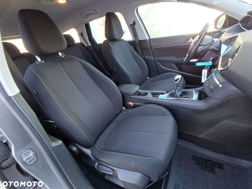 Peugeot 308 - 15