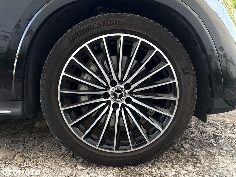 Mercedes-Benz GLC - 22