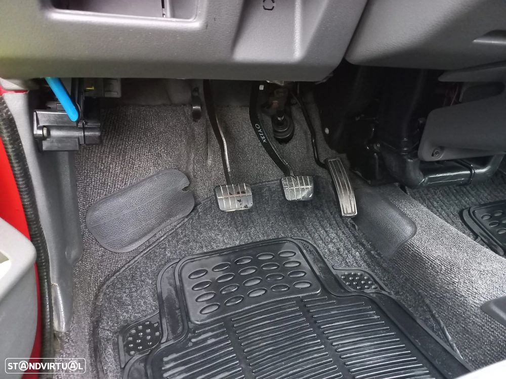 Nissan Micra 1.0 - 30