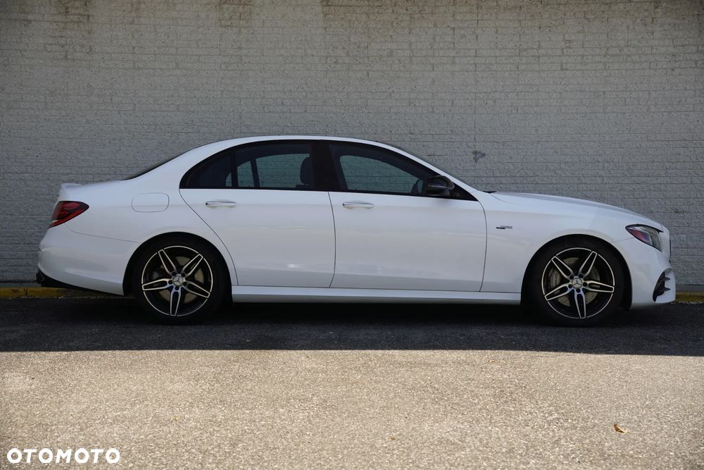 Mercedes-Benz Klasa E AMG 53 4Matic+ AMG Speedshift TCT-9G - 10