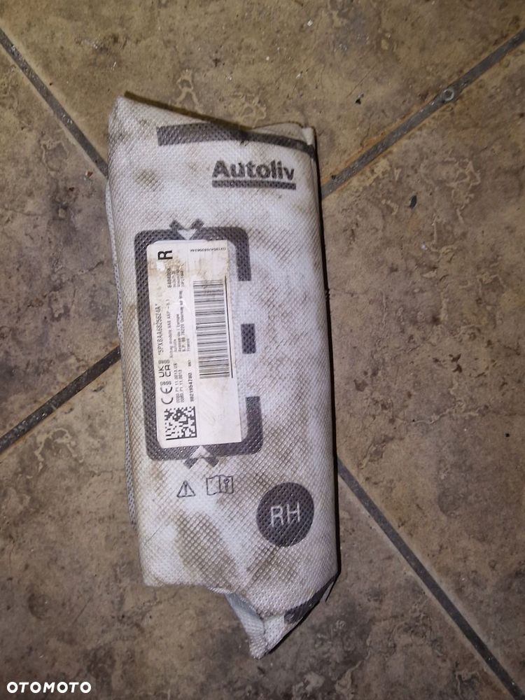 poduszka airbag fotela prawa citroen c3 iii 9821954780 - 1