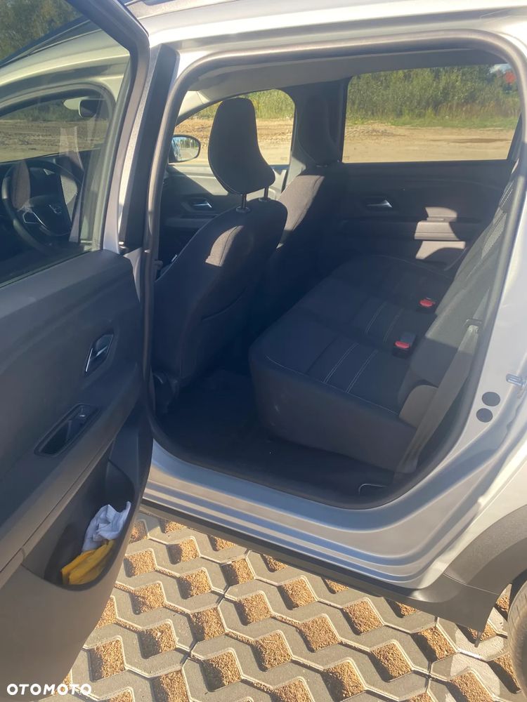 Dacia Jogger 1.0 TCe Expression 7os - 17