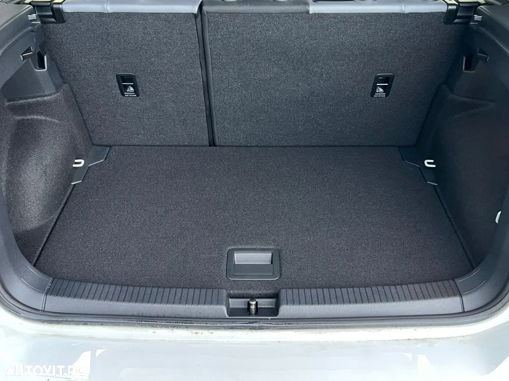 Volkswagen T-Cross 1.5 TSI DSG Style - 29