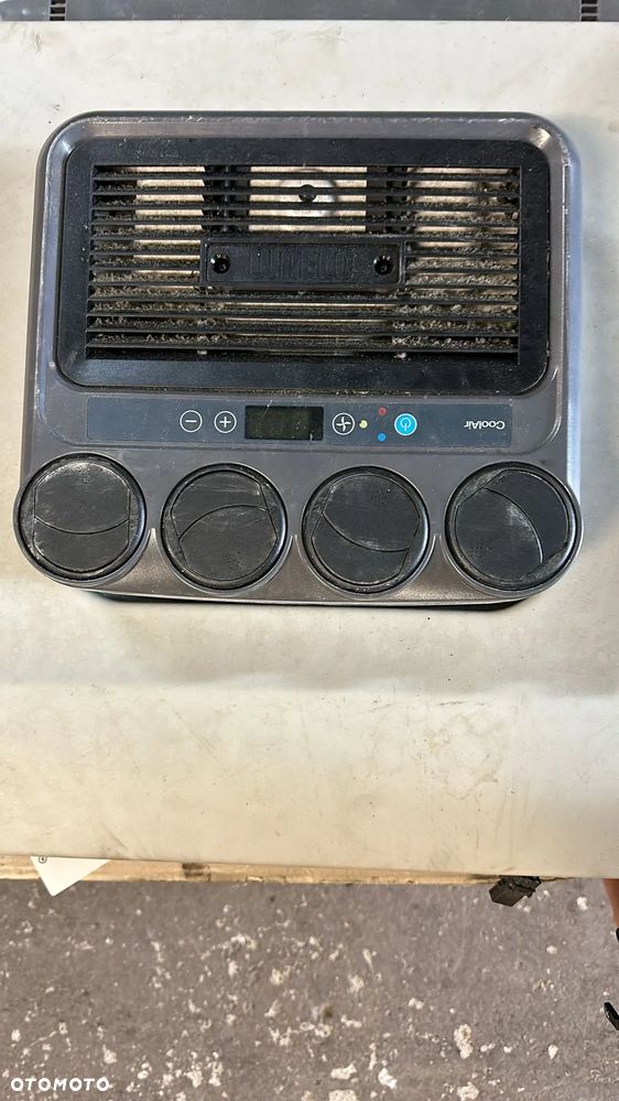 Klimatyzator dachowy WAECO CoolAir RT 880 0* 9105305551 / 40620782 24V - 2