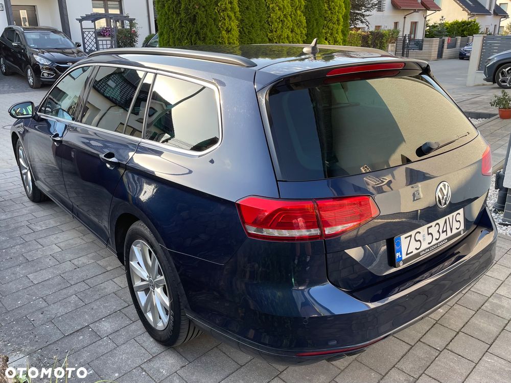 Volkswagen Passat 2.0 TDI SCR DSG Comfortline - 3