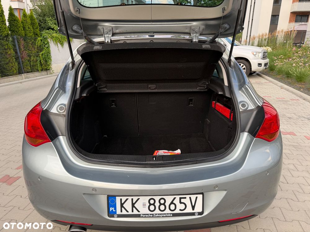 Opel Astra - 18
