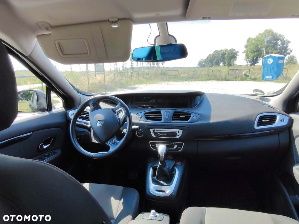 Renault Scenic 1.5 dCi Life EDC - 12