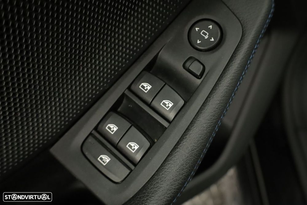 BMW 116 d Pack Desportivo M Auto - 20