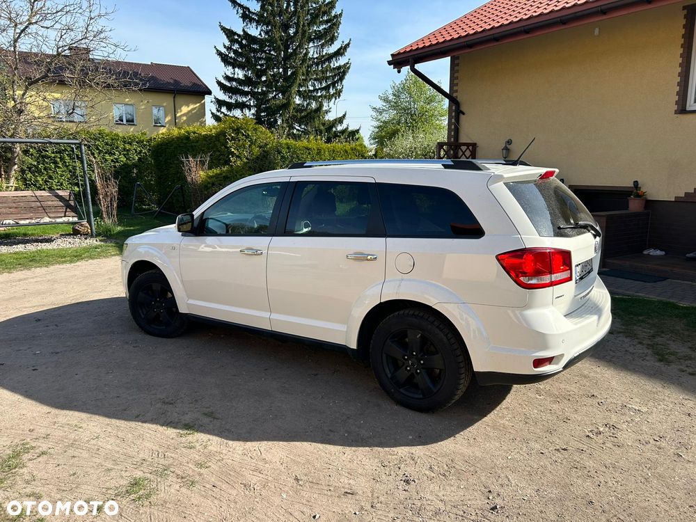 Fiat Freemont 2.0 Multijet 16V DPF Automatik Allrad Lounge - 4