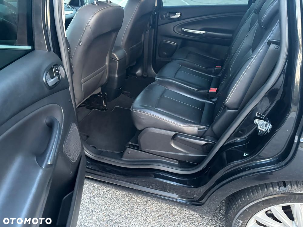 Ford S-Max 2.0 TDCi DPF Titanium - 22