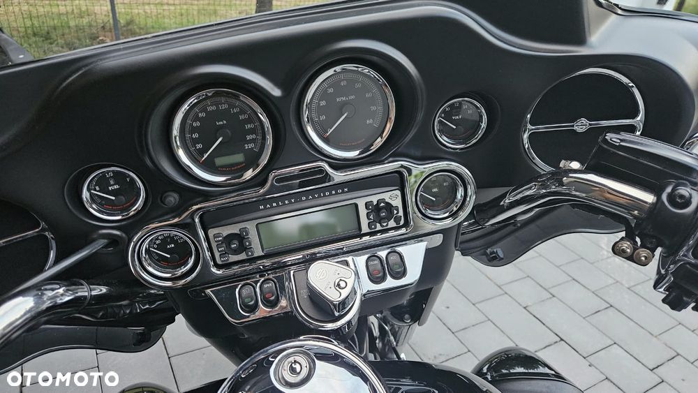 Harley-Davidson FLHTCU Ultra - 9