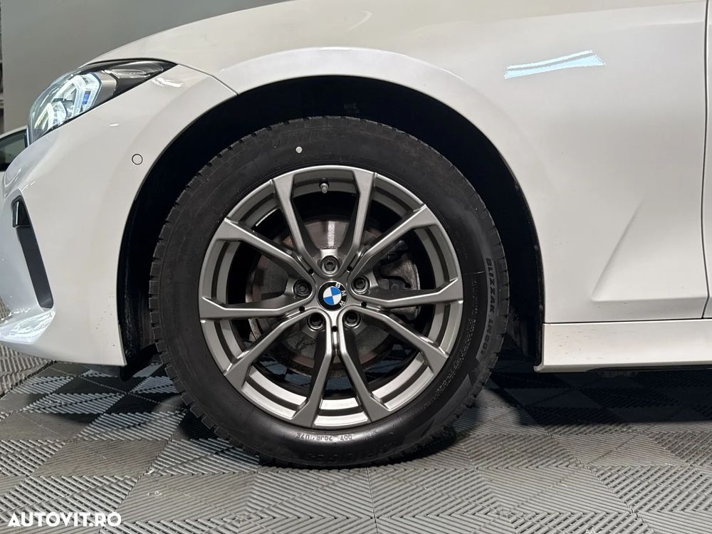 BMW Seria 3 320d xDrive Sport-Aut. Luxury Line - 14