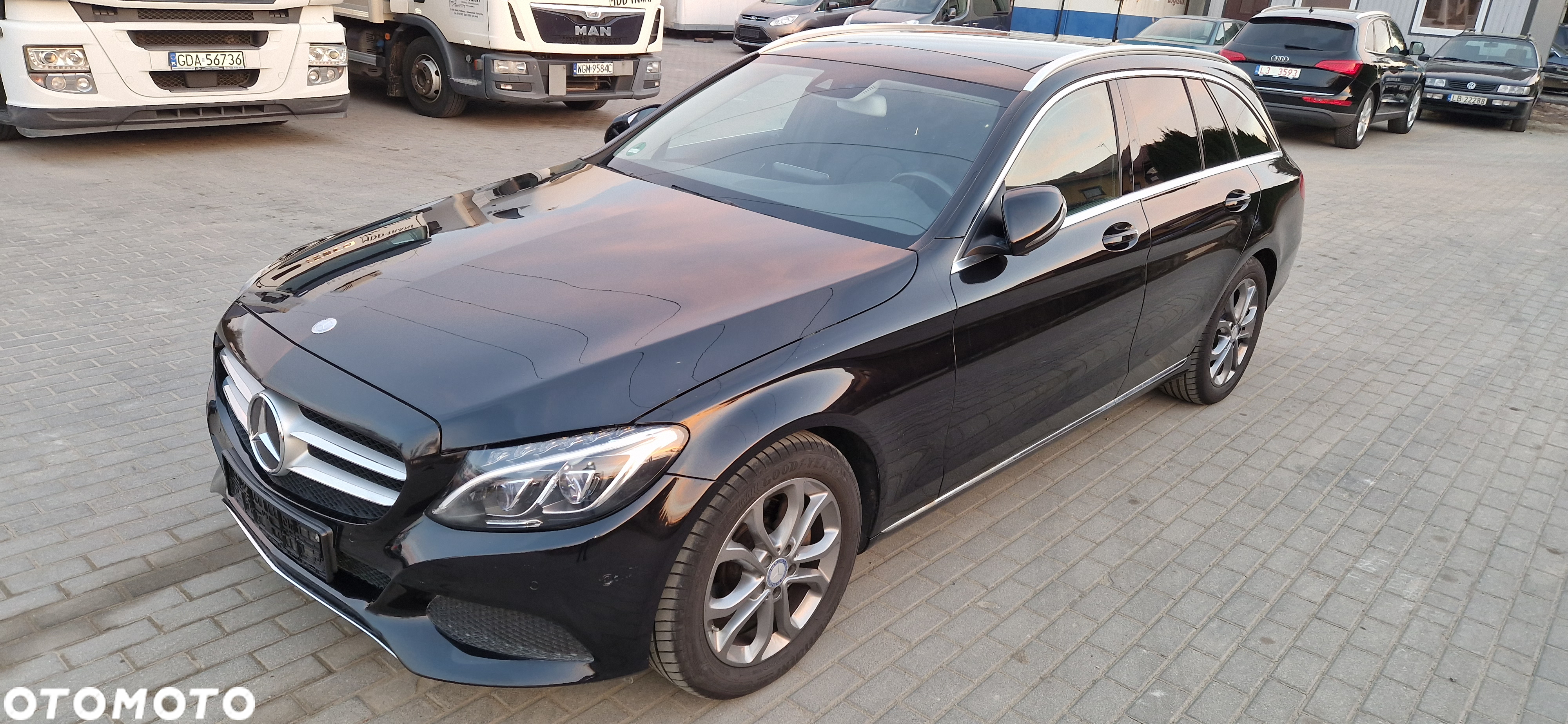 Mercedes-Benz Klasa C 220 d T 9G-TRONIC Avantgarde - 2