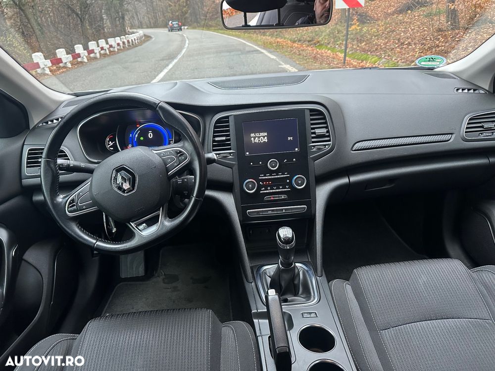 Renault Megane 1.5 dCi Expression - 8