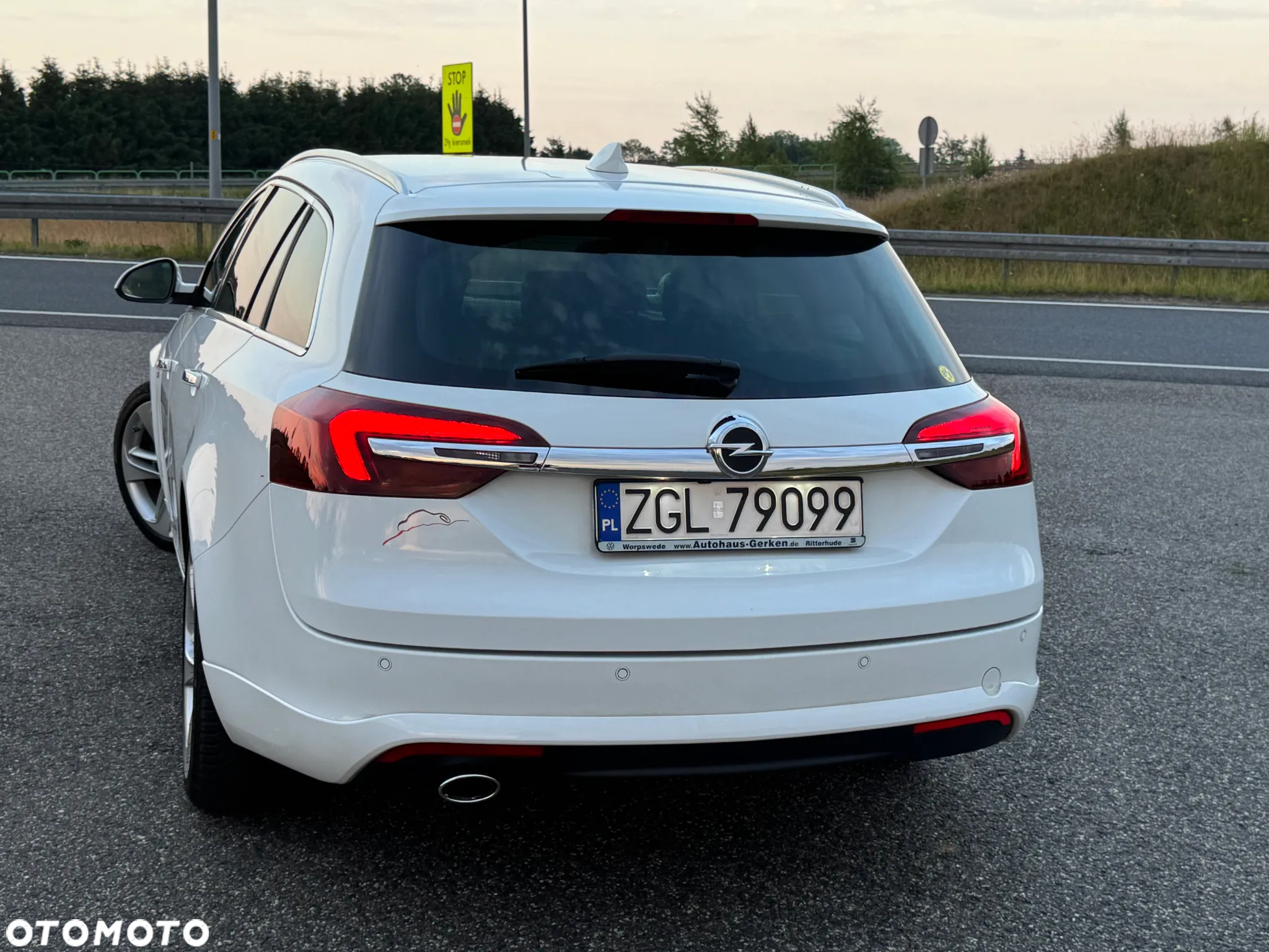 Opel Insignia - 9