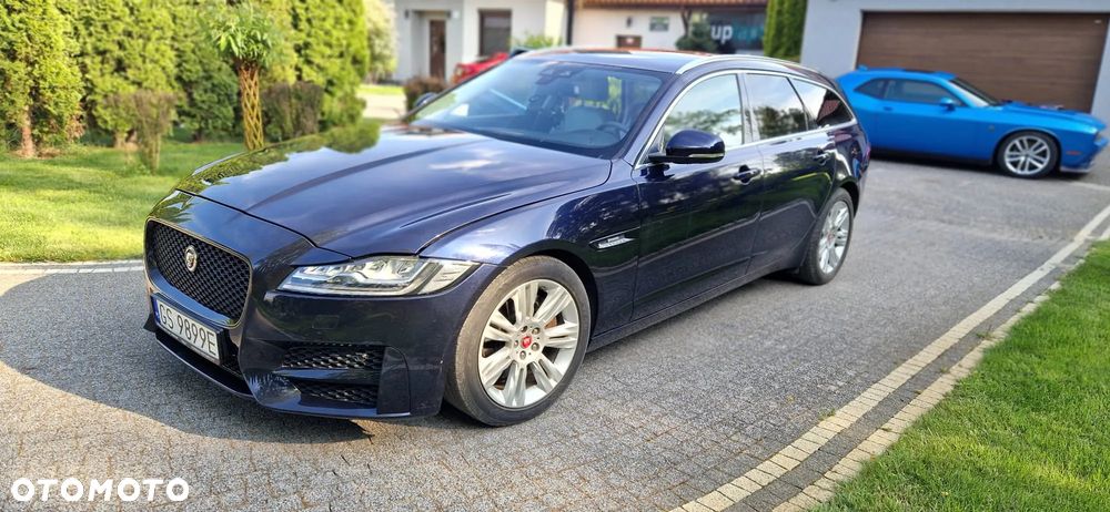 Jaguar XF - 11