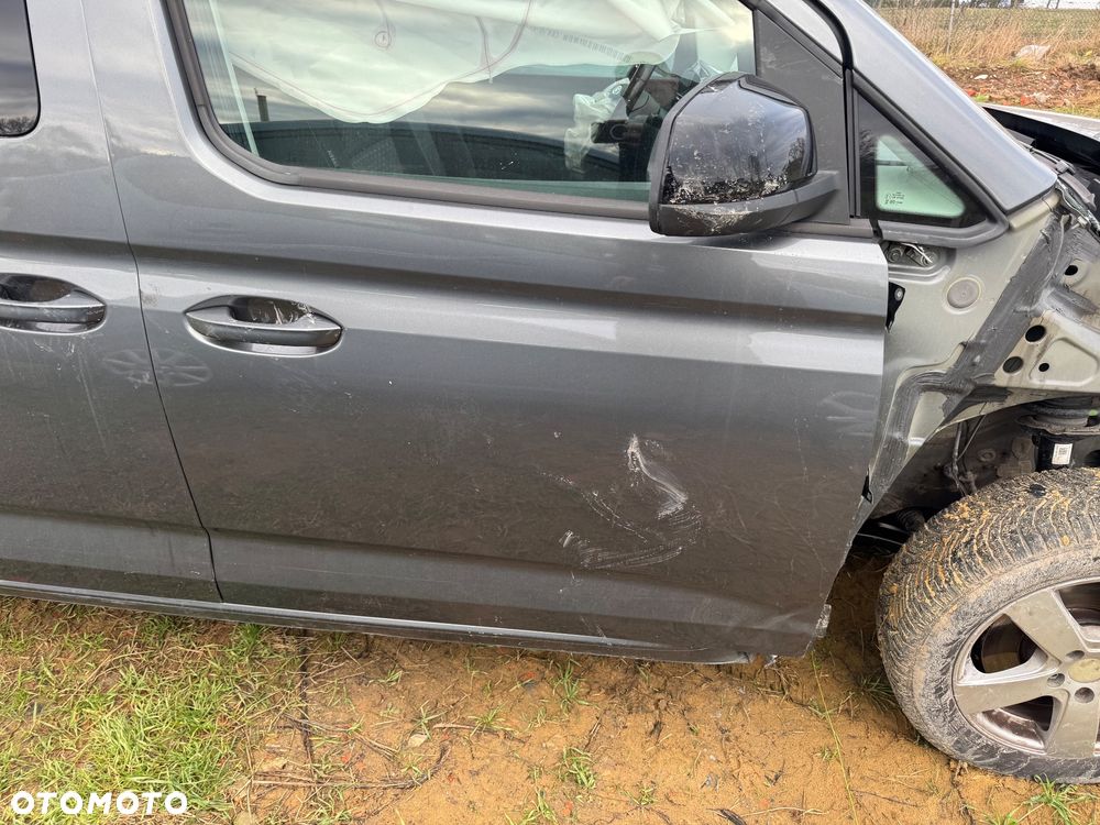 Ford Tourneo Connect 2.0 EcoBlue Allrad TITANIUM - 9