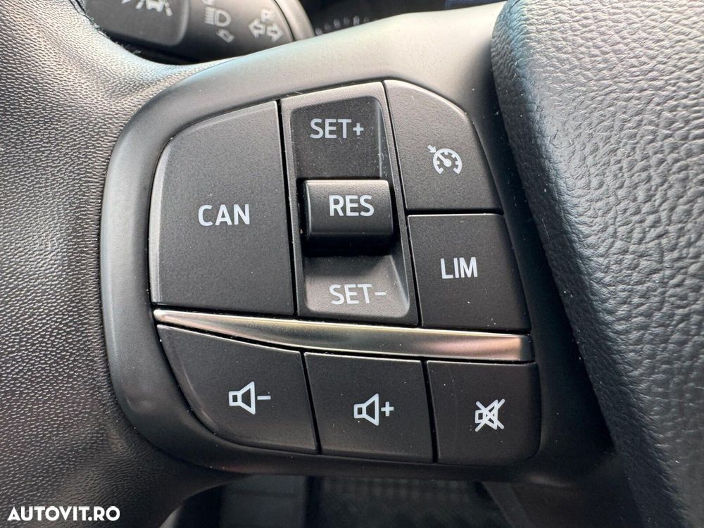 Ford Focus - 18