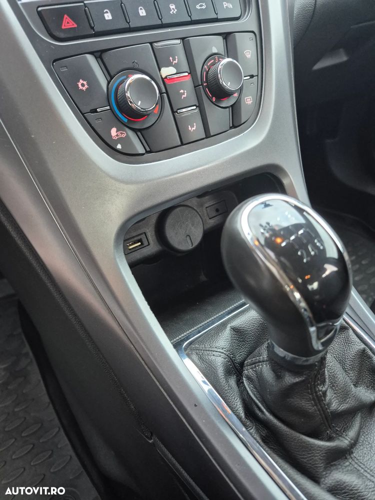 Opel Astra - 12