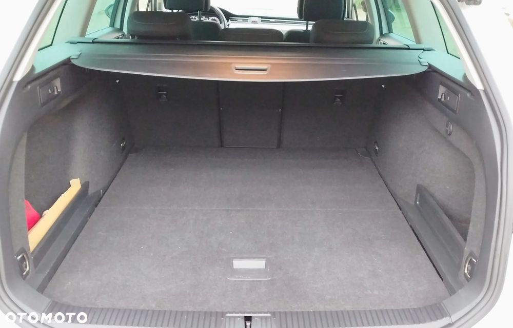 Volkswagen Passat 2.0 TDI EVO Business DSG - 20