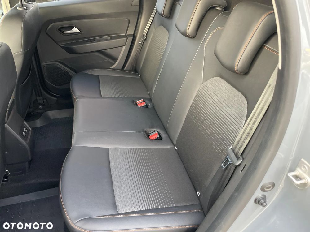 Dacia Duster 1.3 TCe SL Extreme - 16