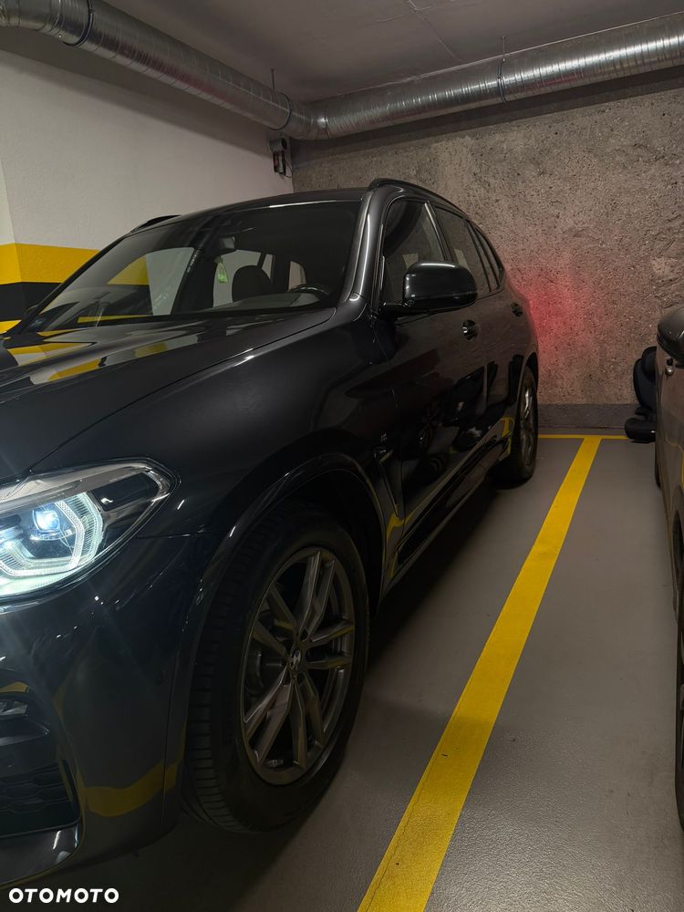 BMW X3 xDrive20i mHEV - 13