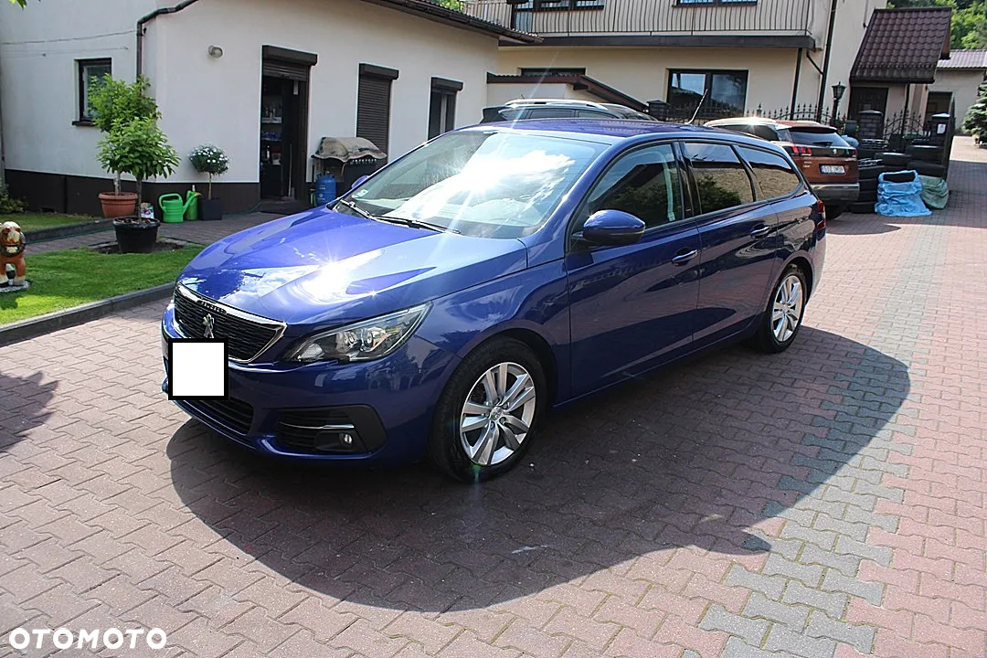 Peugeot 308 1.5 BlueHDi Allure S&S - 10