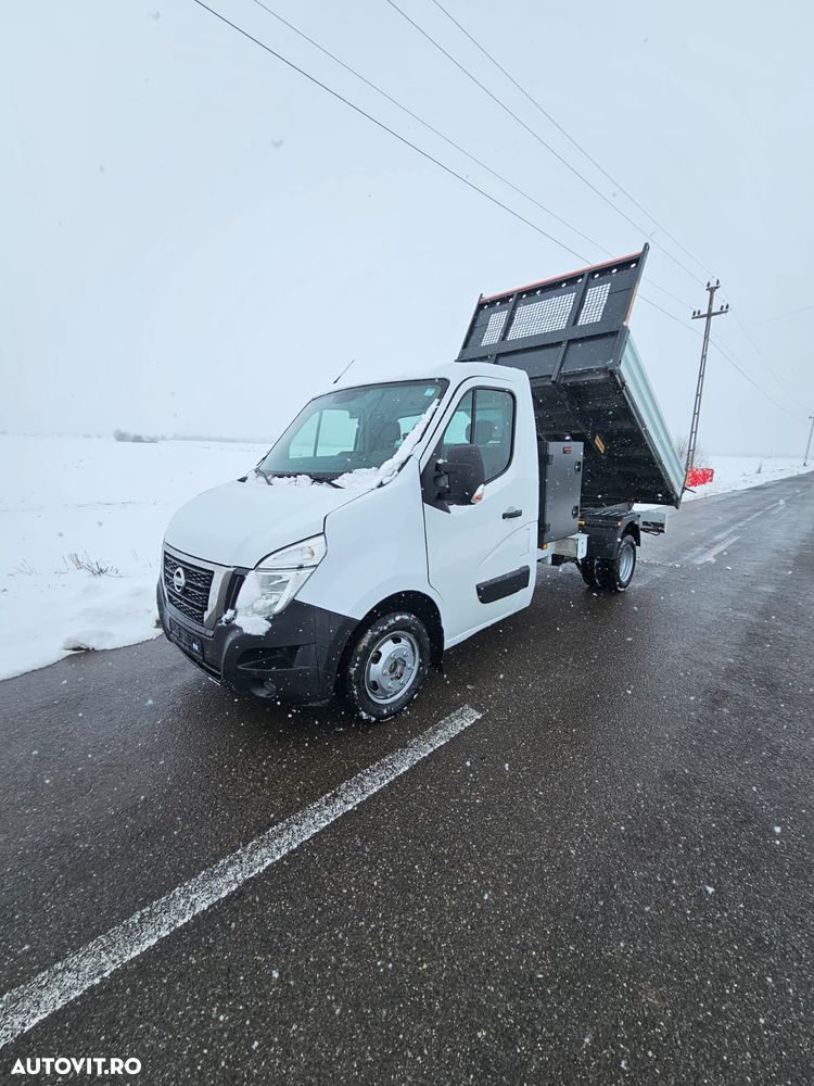 Nissan Interstar - 1