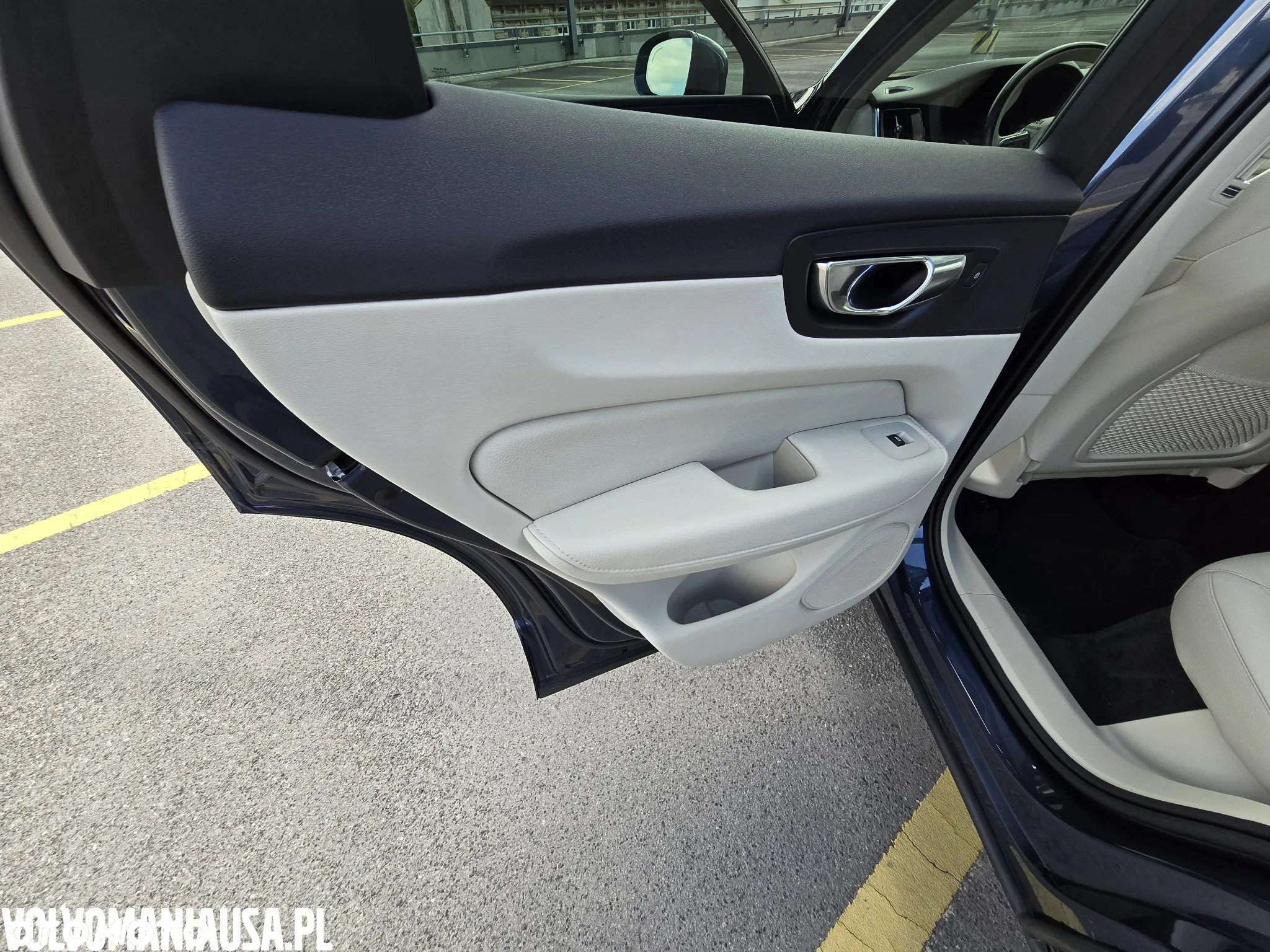 Volvo XC 60 B5 B AWD Geartronic Momentum Pro - 17