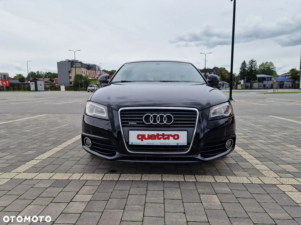Audi A3 Sportback 2.0 TDI quattro S line Sportpaket plus - 2