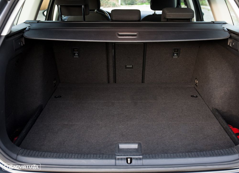 VW Golf Variant 1.0 TSI OPF IQ.DRIVE - 37