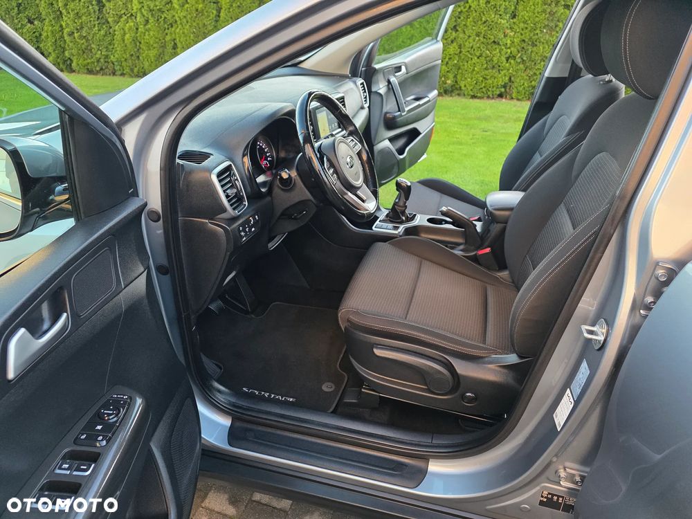 Kia Sportage 1.6 GDI 2WD Black Edition - 7