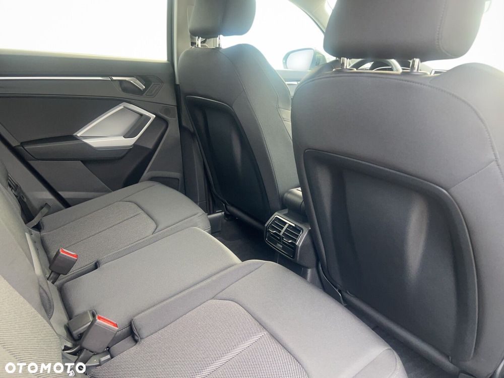 Audi Q3 Sportback - 14