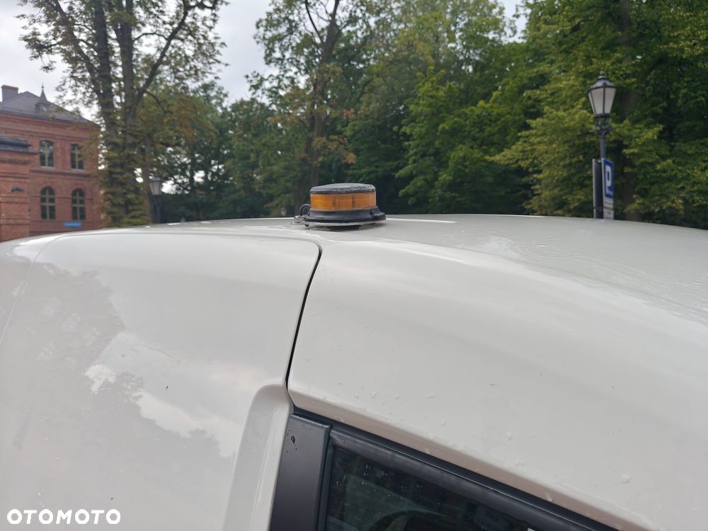 Volkswagen CADDY - 29