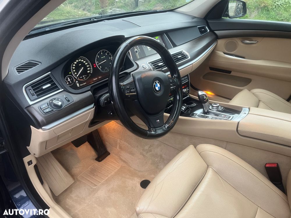 BMW Seria 5 530d Aut. - 11