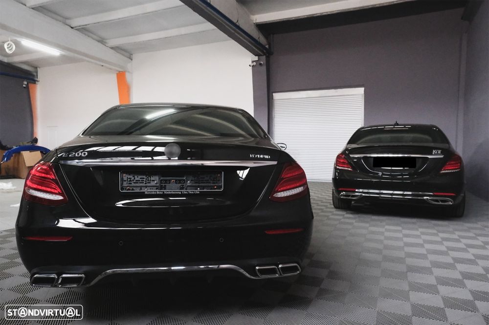 Ponteiras de Escape Mercedes C / CLS / E / S / SL Amg - 6