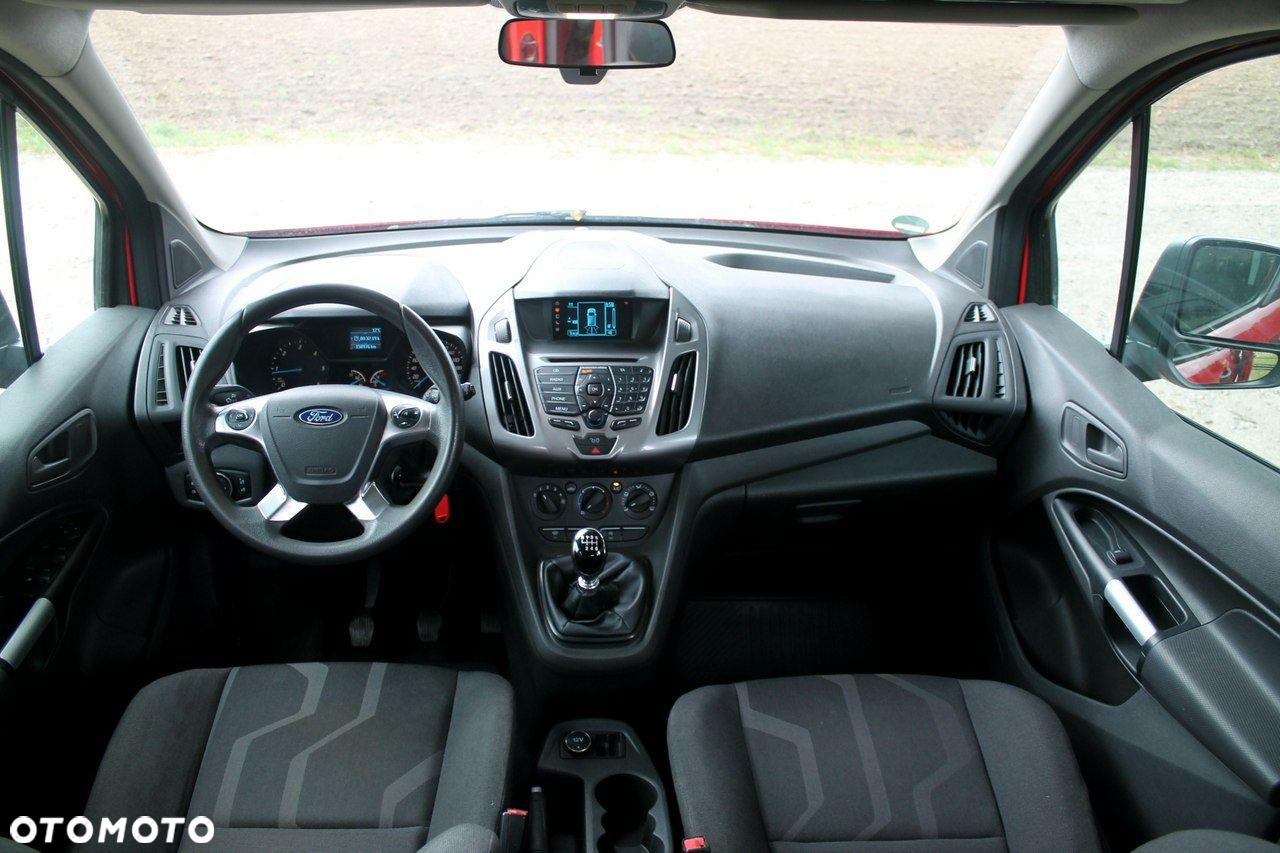 Ford Tourneo Connect - 8
