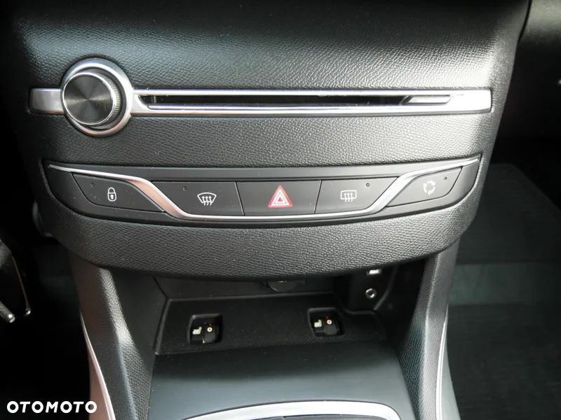 Peugeot 308 SW HDi FAP 150 Allure - 33