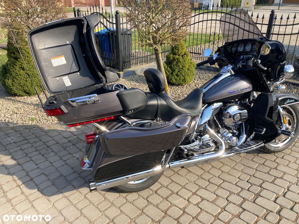 Harley-Davidson FLH Electra Glide - 8