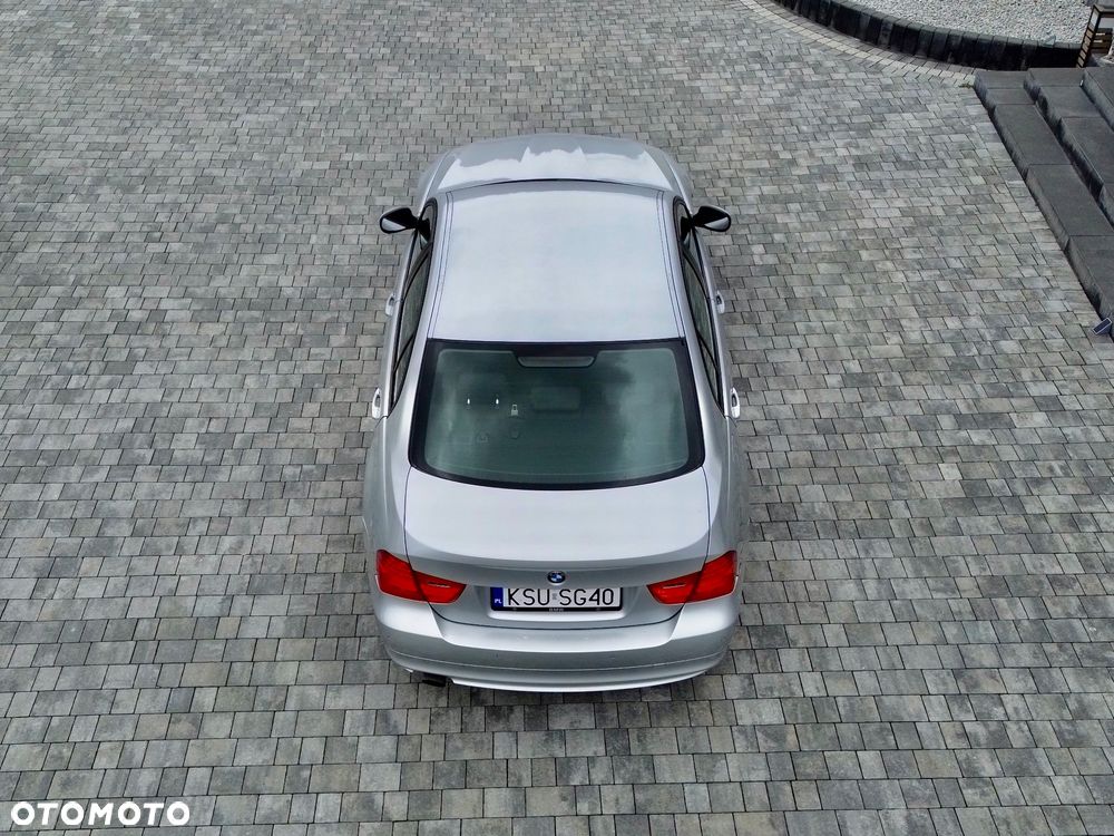BMW Seria 3 318i Edition Exclusive - 3