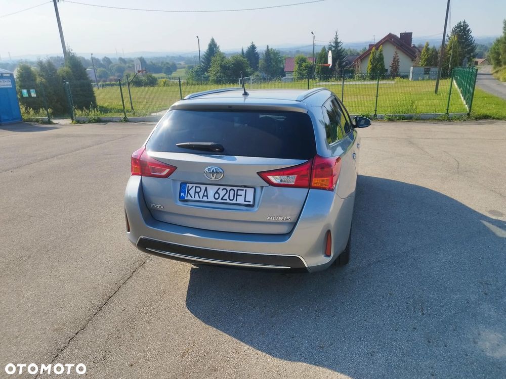 Toyota Auris 1.6 Valvematic Executive - 5