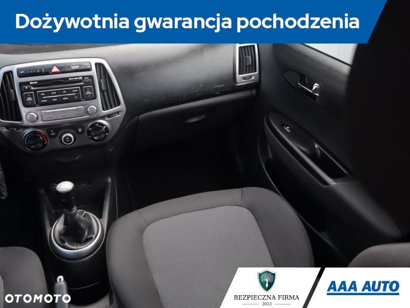 Hyundai i20 - 10