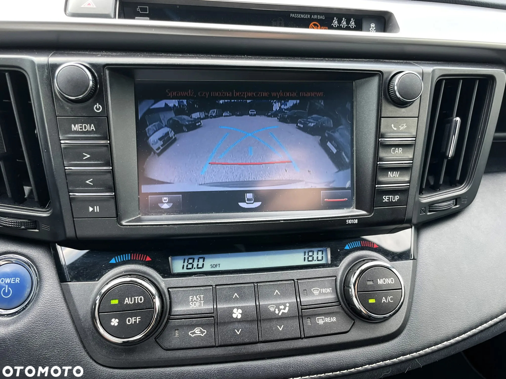 Toyota RAV4 Hybrid Prestige 4x4 - 23