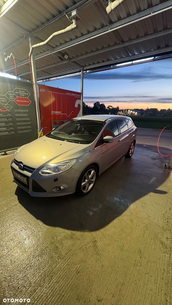 Ford Focus - 11