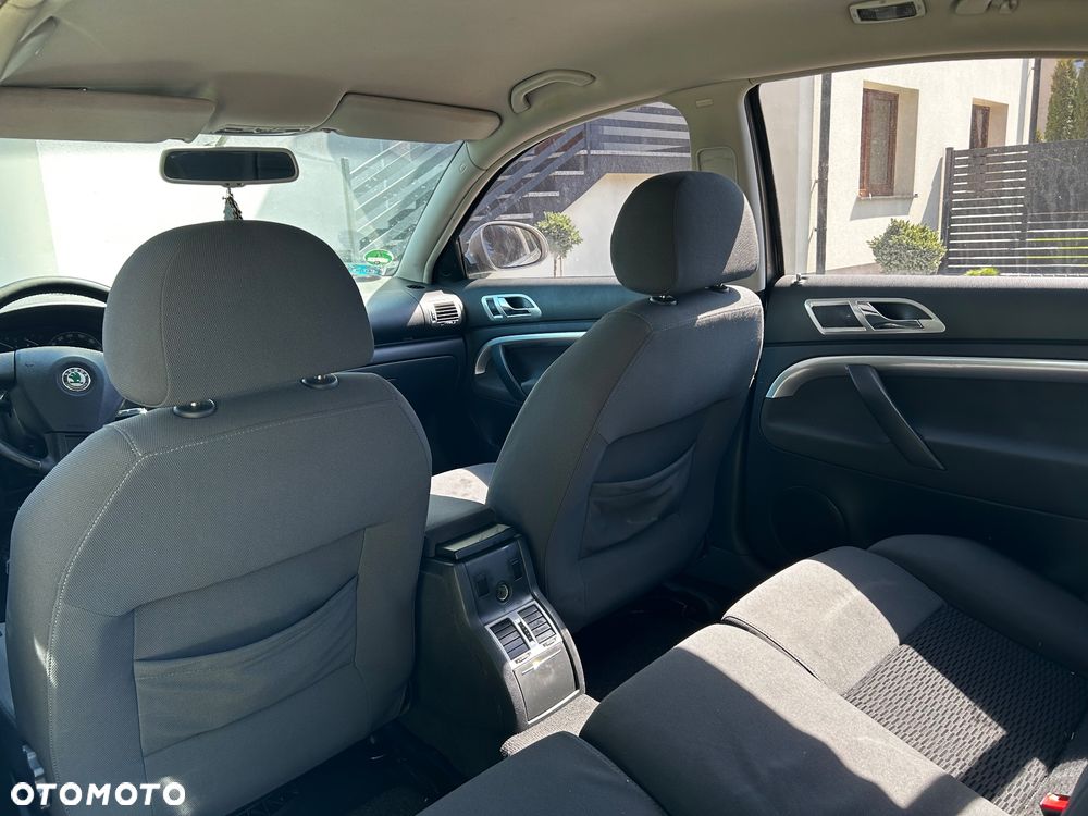Skoda Superb 1.8T Classic - 6