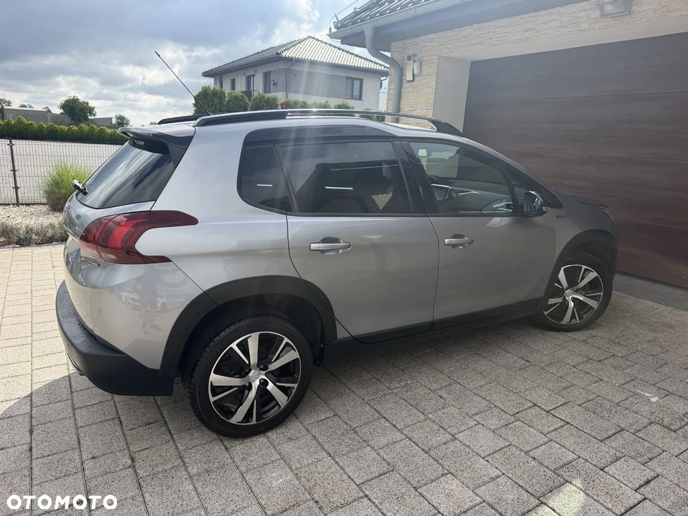 Peugeot 2008 - 9
