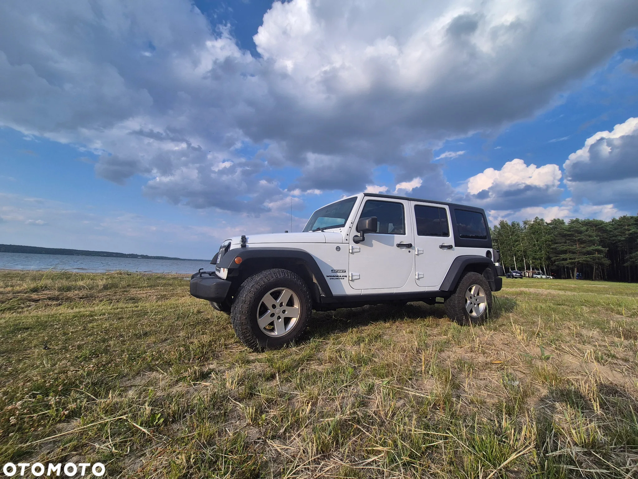 Jeep Wrangler - 11