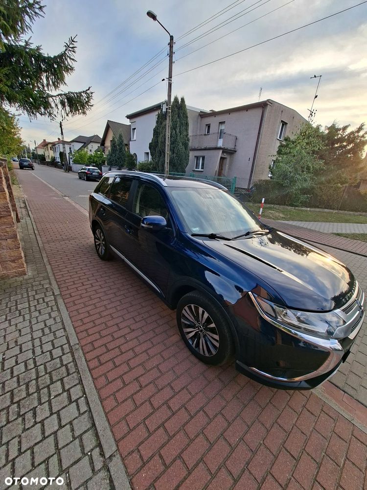 Mitsubishi Outlander - 5