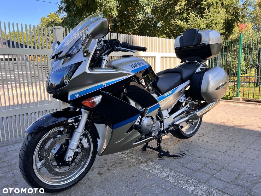 Yamaha FJR - 19
