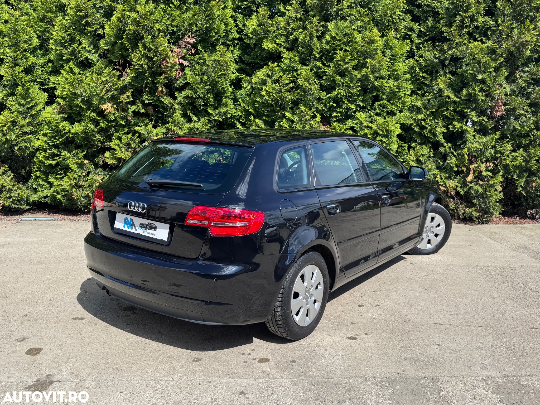 Audi A3 1.6 TDI Sportback Ambiente - 4